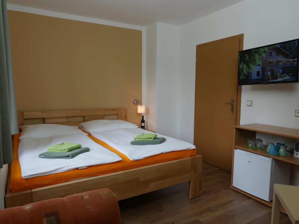 Pension Aspen ฮาร์ราคอฟ ภายนอก รูปภาพ