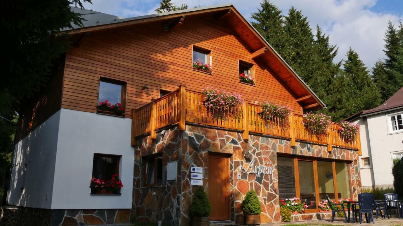 Pension Aspen ฮาร์ราคอฟ ภายนอก รูปภาพ