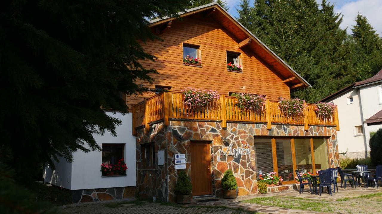 Pension Aspen ฮาร์ราคอฟ ภายนอก รูปภาพ