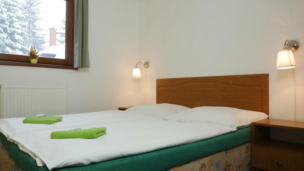 Pension Aspen ฮาร์ราคอฟ ภายนอก รูปภาพ