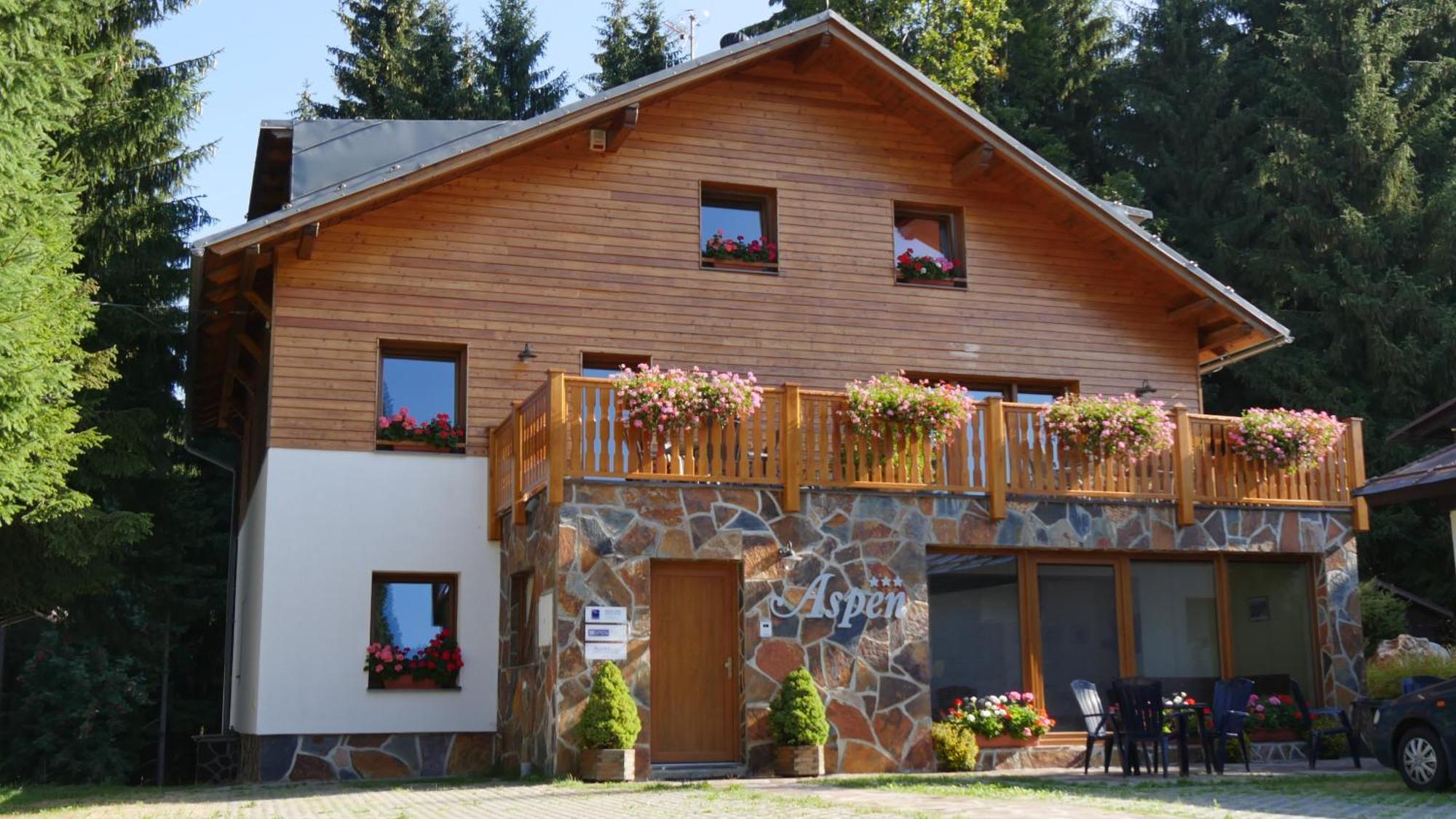 Pension Aspen ฮาร์ราคอฟ ภายนอก รูปภาพ
